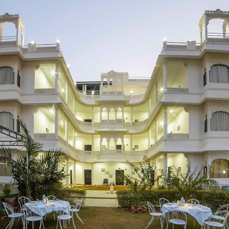 Hôtel Sai Palace à Udaipur Extérieur photo